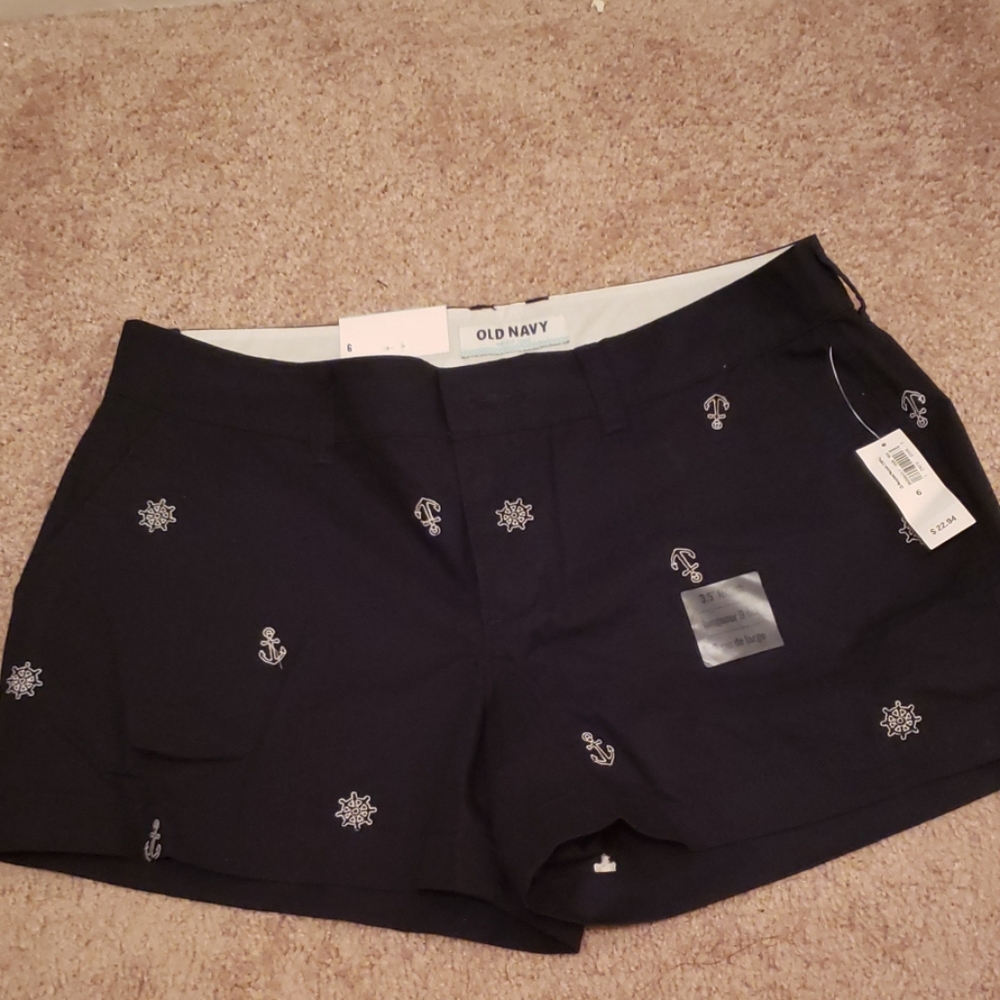 Old navy shorts